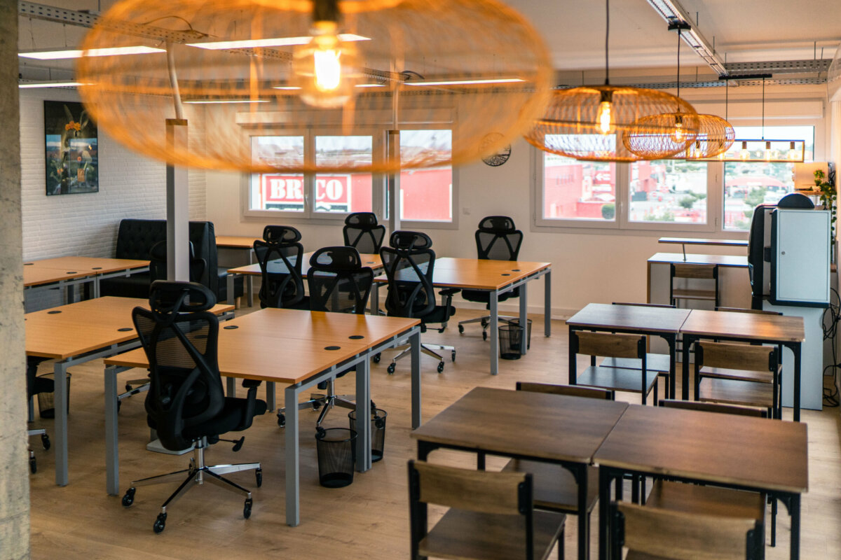 Espace-co-working-7 Espace de coworking My Office au Centre LE CREST à Claira